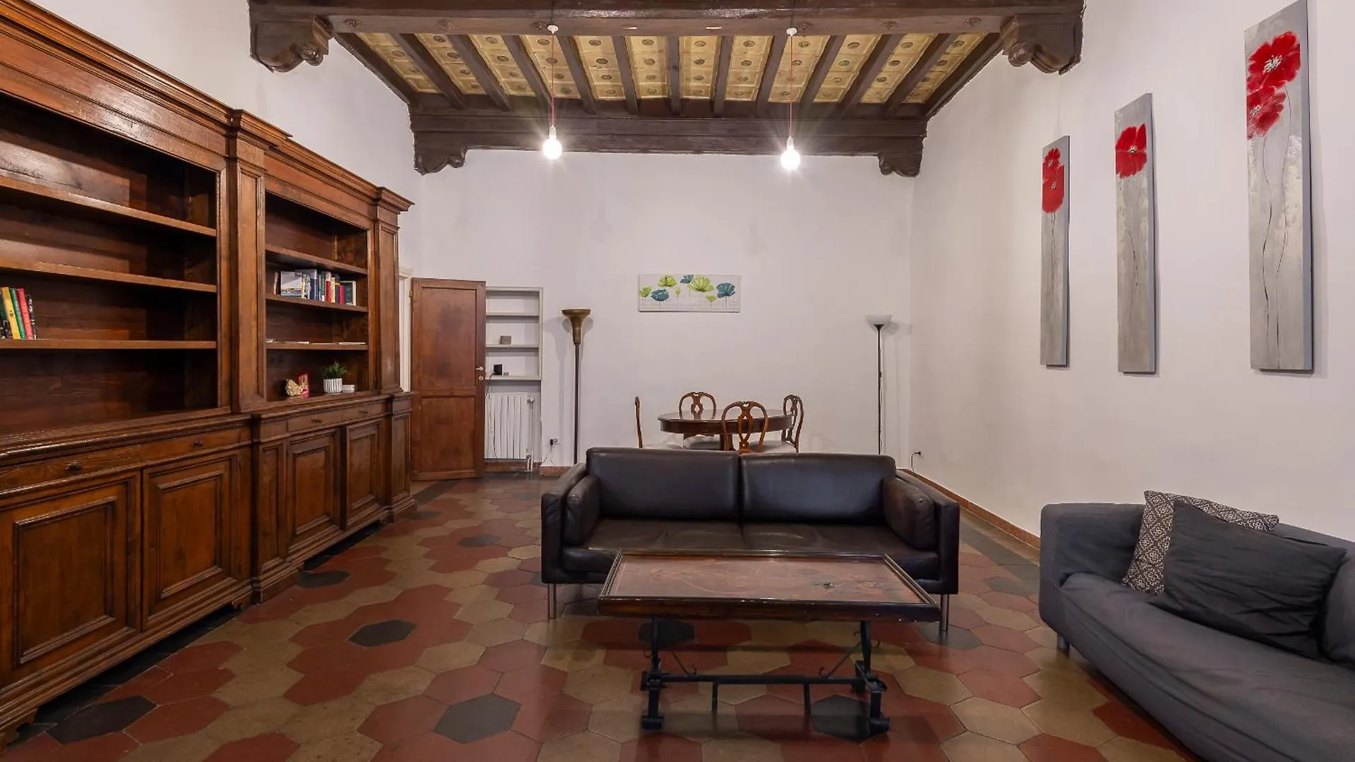 Piazza Navona Charming Large Apartment Rome Italy