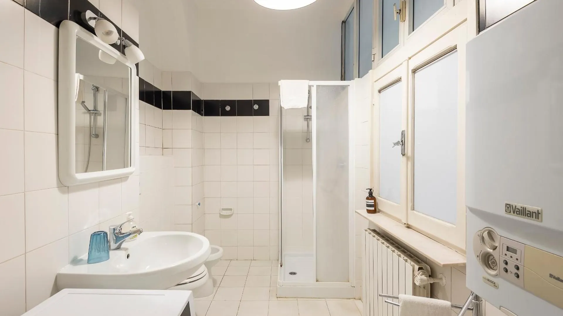 Piazza Navona Charming Large Apartment Rome