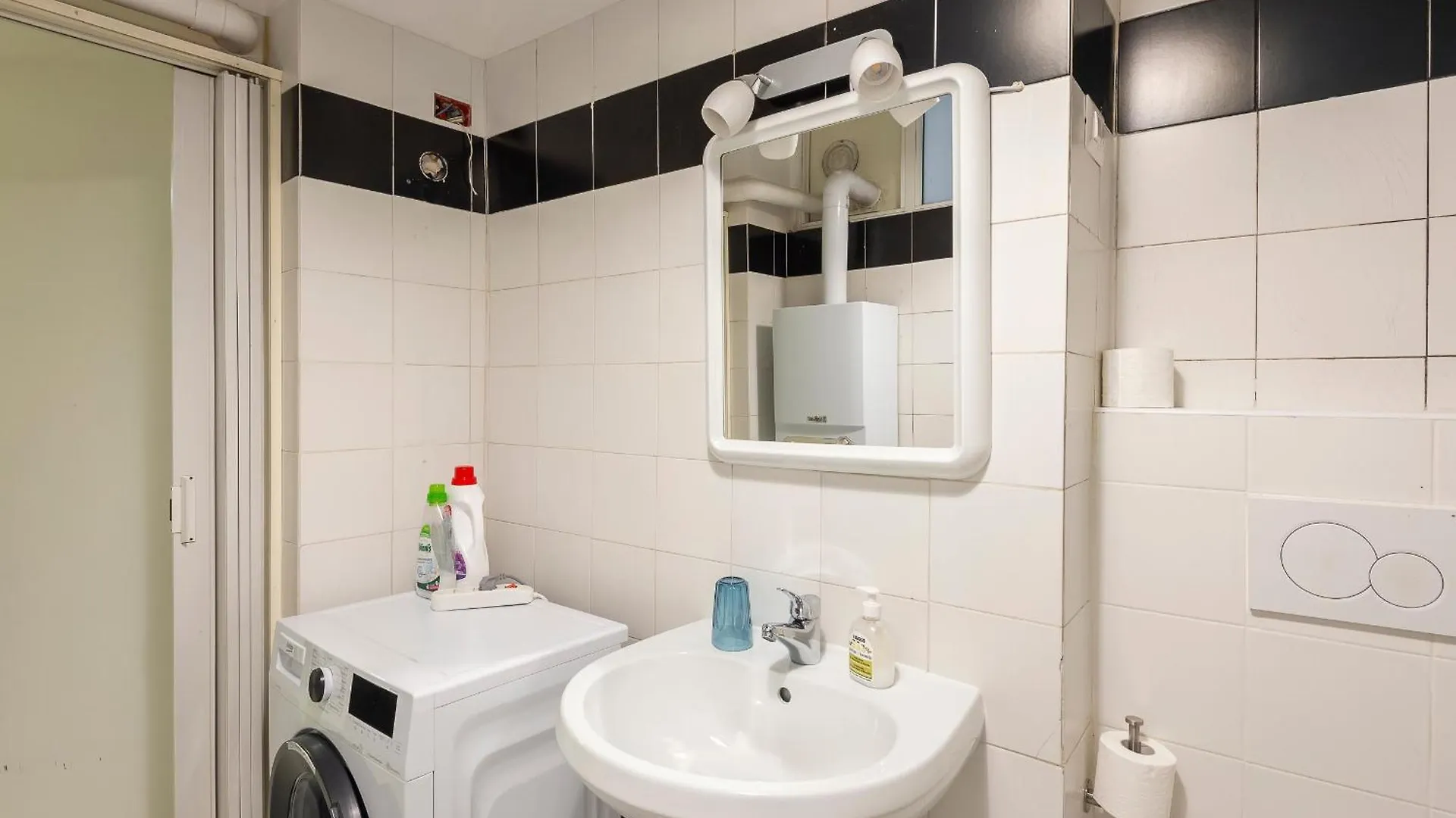 Piazza Navona Charming Large Apartment Rome
